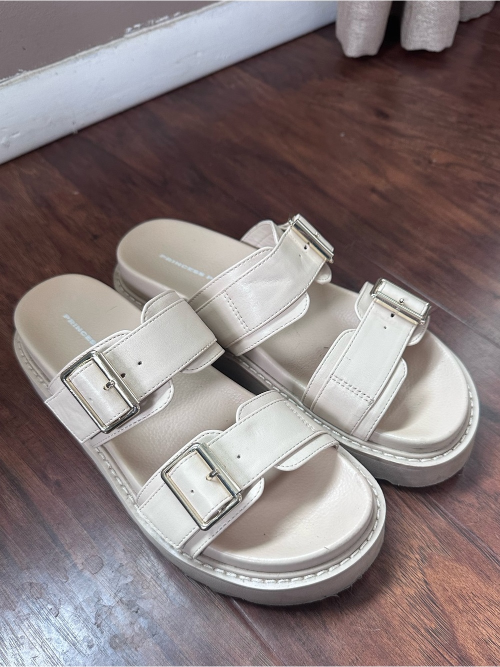 Princess Polly Cream Buckle Slide Sandals